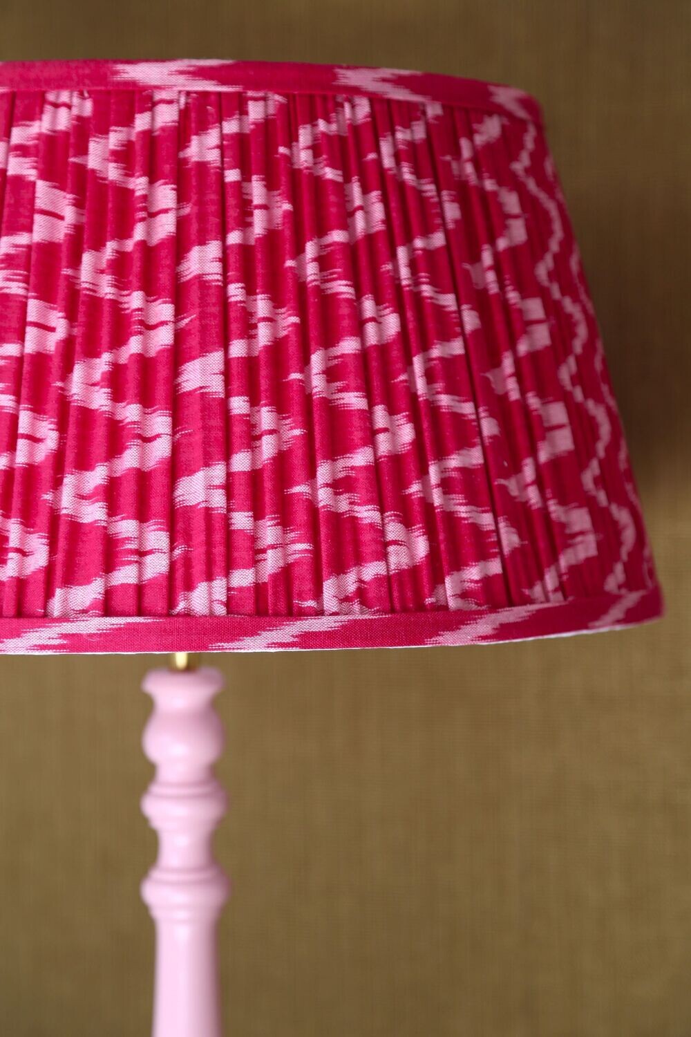 LAMPSHADE 'MAYA' - GATHERED INDIAN IKAT