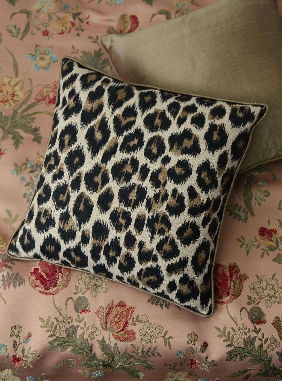 SIERKUSSEN 'ROMA' - LEOPARD PRINTED PANAMA PIPINGCORD
