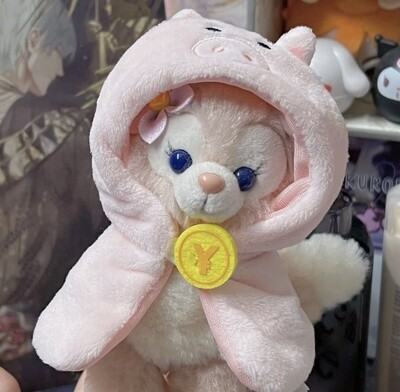 上迪火腿猪小披风挂件 / Ham Hock Pig Capelet Keychain By SDL