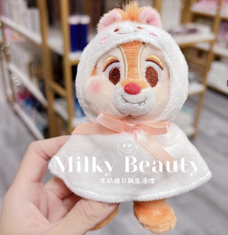 Chip 'n' Dale Light Brown 2022 Rainy Day Series Plush Charm – Tokyo Disney Resort