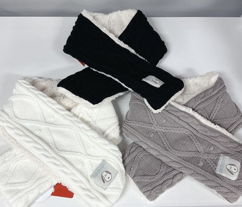 sanrio三丽鸥史努比蝴蝶结围巾 白色 / Snoopy White Scarf By SANRIO