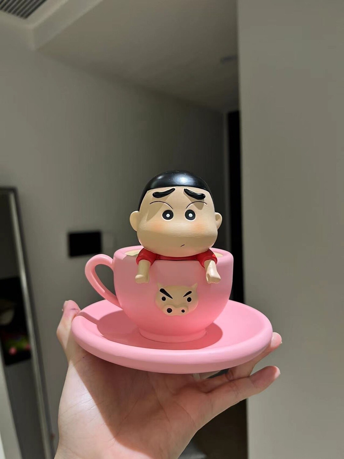蜡笔小新手办摆件 茶杯小新