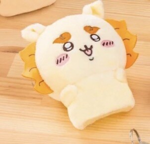 Chiikawa Shisa Key Cover Keychain with Retractable Key Reel