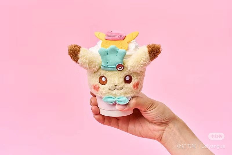 【新品】宝可梦咖啡甜品限定系列皮卡丘杯套 / Pikachu Coffee Limited Edition Cup Sleeve By POKEMON