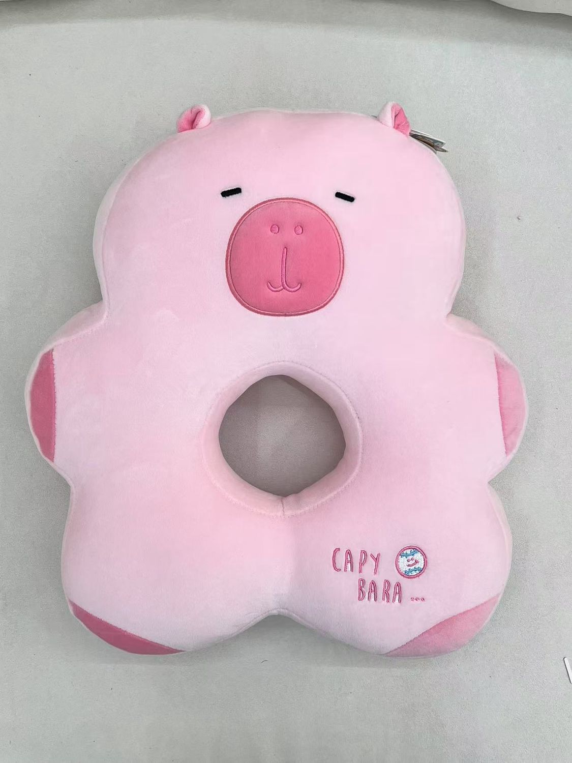CAPYBARA卡皮巴拉 憨憨水豚公仔 粉色午睡枕 / Pink Nap Pillow By GREEN PARTY