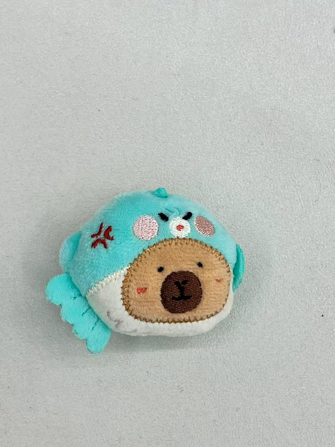 【新品】CAPYBARA卡皮巴拉 憨憨水豚 河豚胸针发夹 / Pufferfish Hairpin with Brooch By GREEN PARTY
