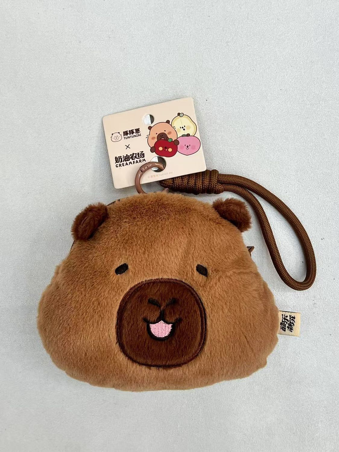 【新品】CAPYBARA卡皮巴拉 憨憨水豚挂件 微笑零钱包