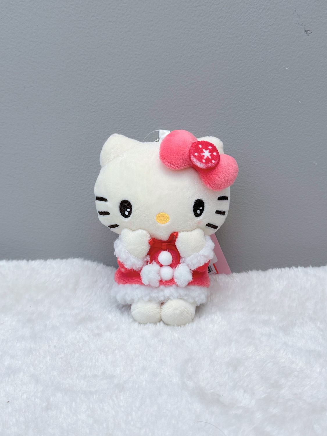 【新品上架】Sanrio三丽鸥圣诞节系列挂件 圣诞衣Hello Kitty