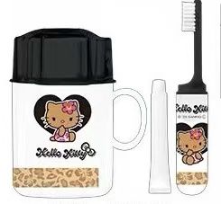 【新品上架】Sanrio三丽鸥黑皮夏威夷牙刷杯 黑白 / Hawaii Toothbrush Travel Pack By SANRIO