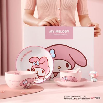 【人气现货】三丽鸥碗碟套装家用礼盒装