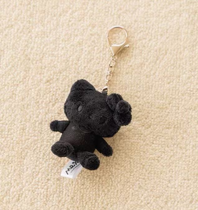 【新品上架】Sanrio三丽鸥HelloKitty X Me%挂件 纯黑 / Hello Kitty Me% Series Pure Black Keychain By SANRIO x ME%