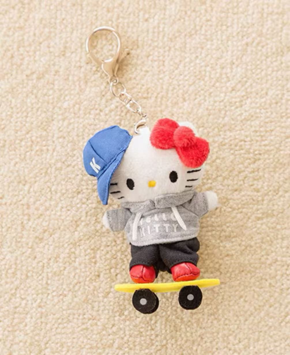 【新品上架】Sanrio三丽鸥HelloKitty X Me%挂件 滑板 / Hello Kitty Me% Series Skateboard Keychain By SANRIO x ME%