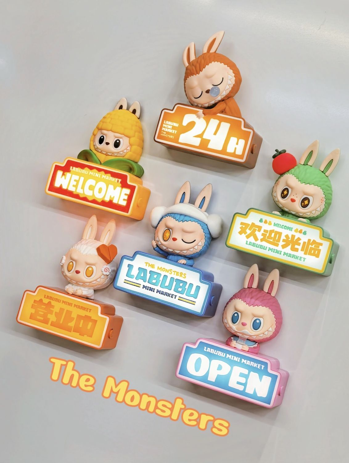 【在途现货】LABUBU便利店系列冰箱贴盲盒 / THE MONSTERS Wacky Mart Series Fridge Magnet Blind Box By POP MART