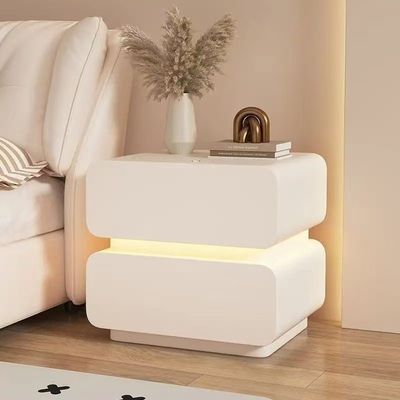 【在途现货】奶油风实木简约床头柜（带感应灯）/【Pre-Order】Cream Style Solid Wood Nightstand （With Motion Sensor Light)
