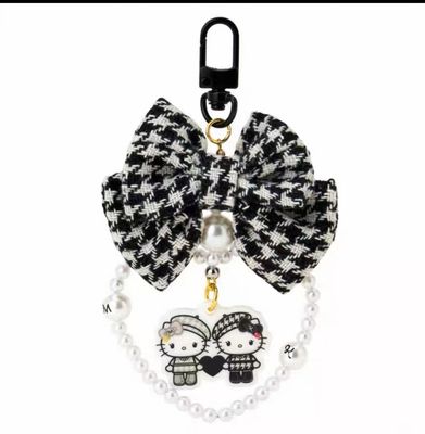 【在途现货】Sanrio三丽鸥Hello Kitty生日限定千金小香风系列钥匙扣 爱心蝴蝶结/ HelloKitty Birthday Limited Edition Charm By SANRIO