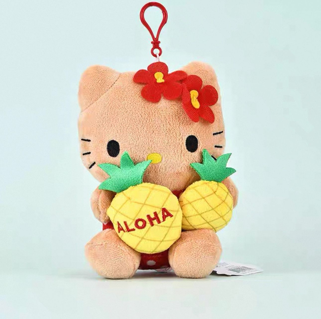 【在途现货】Sanrio三丽鸥夏威夷菠萝园系列挂件 Hello Kitty抱菠萝/ 【Pre-order】Hello Kitty Hawaii Series Hugging Pineapple Keychain By SANRIO
