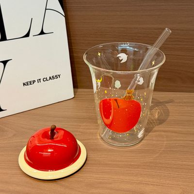 【在途现货】红苹果带盖玻璃杯400ml/ Lidded Glass Cup in Red Apple Design - 400ml