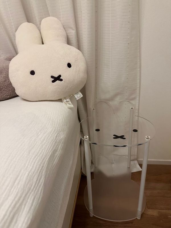米菲兔透明亚克力茶几/ Miffy Transparent Acrylic Coffee Table