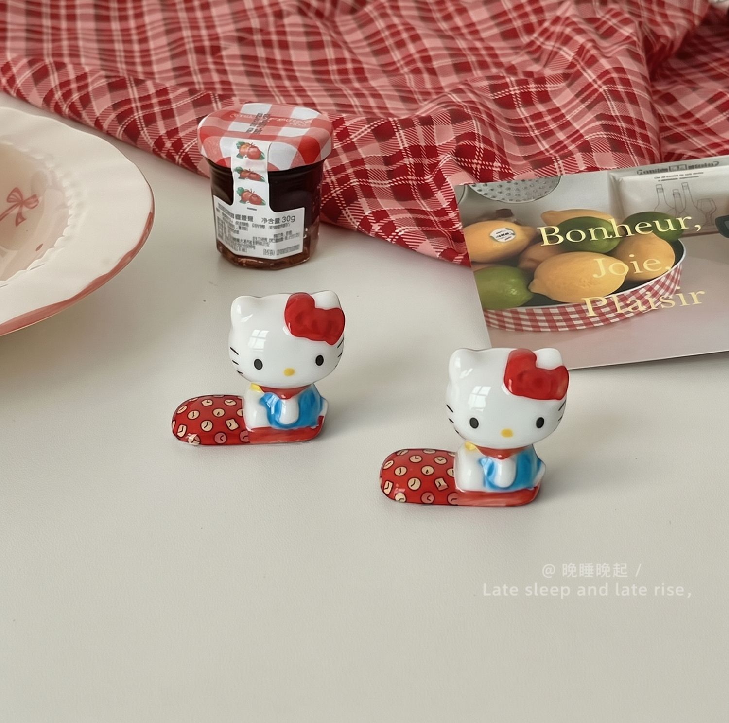 Hello Kitty Japanese Ceramic Chopstick Rest