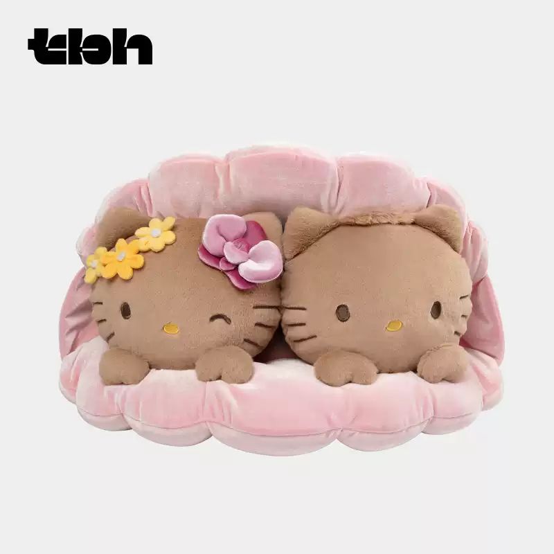 tbh Hello Kitty &amp; Dear Daniel Peekaboo Shell Plush Pillow