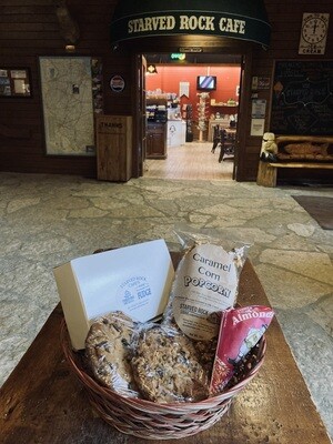 Starved Rock Signature Deluxe Basket