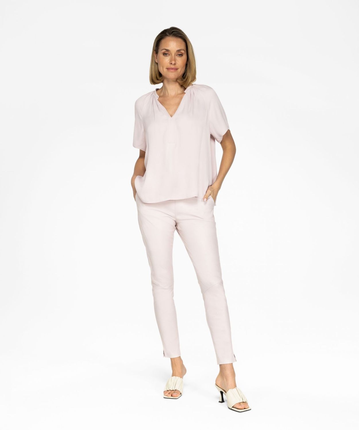 Ibana leather pants Poggy soft pink