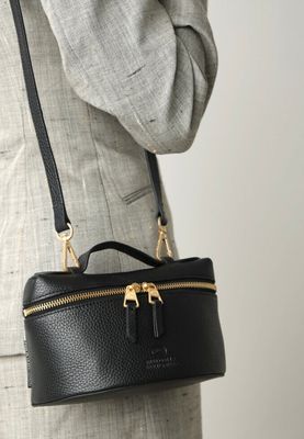 Fred de la Bretoniere LORI Handbag leather zwart