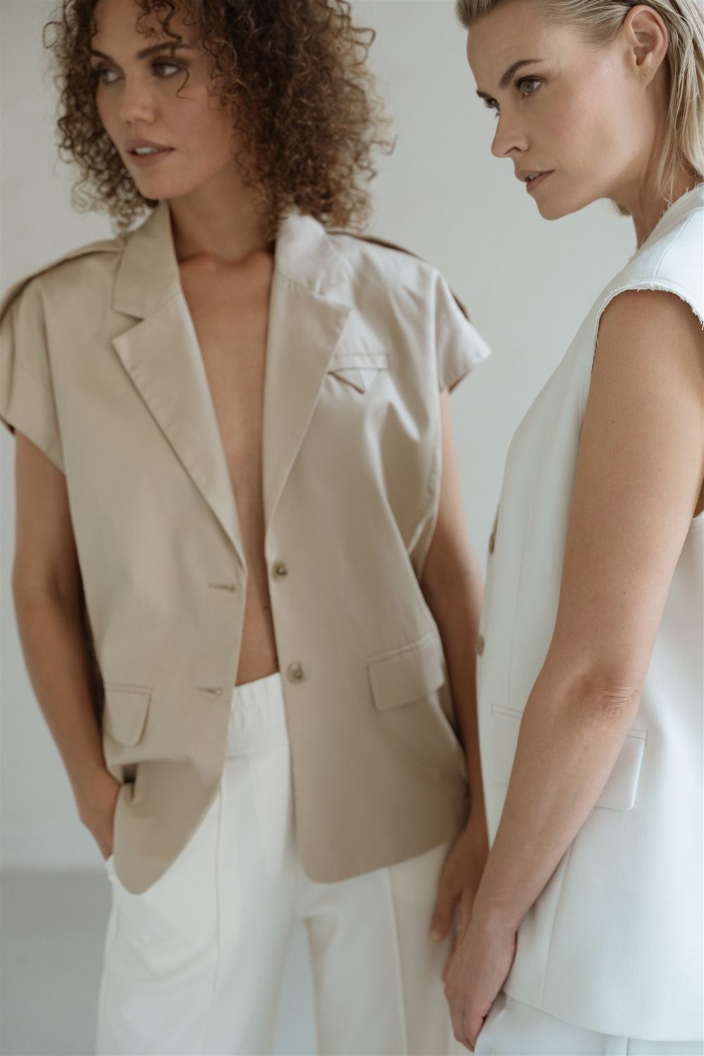 Aimee The Label Gilet sand