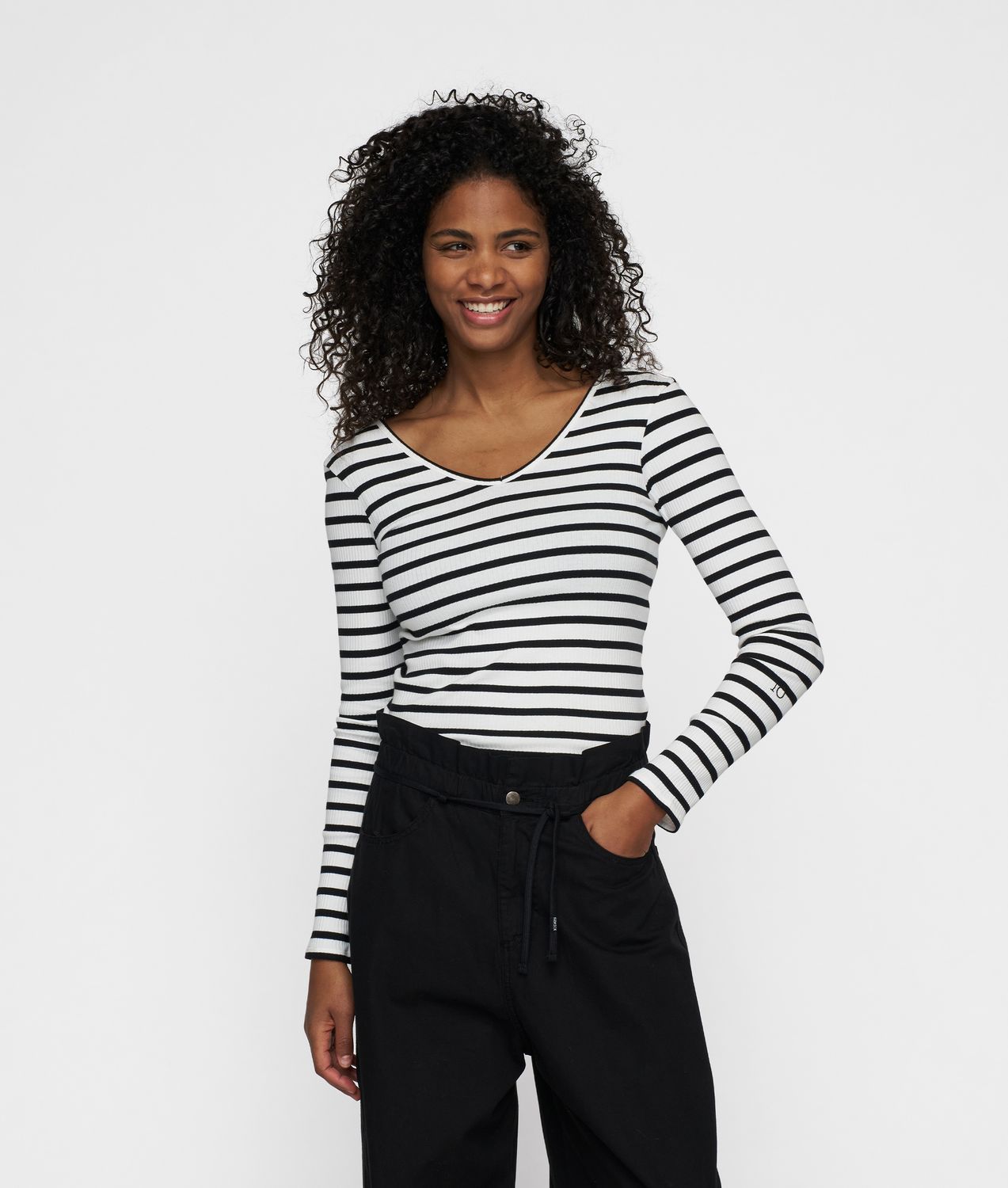 10DAYS V-neck long sleeve ballet top stripe ecru/black