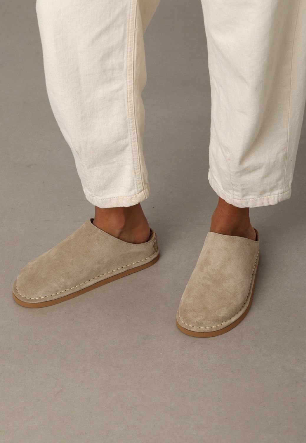 Fred de la Bretoniere WILJA SLIPPER suede sand