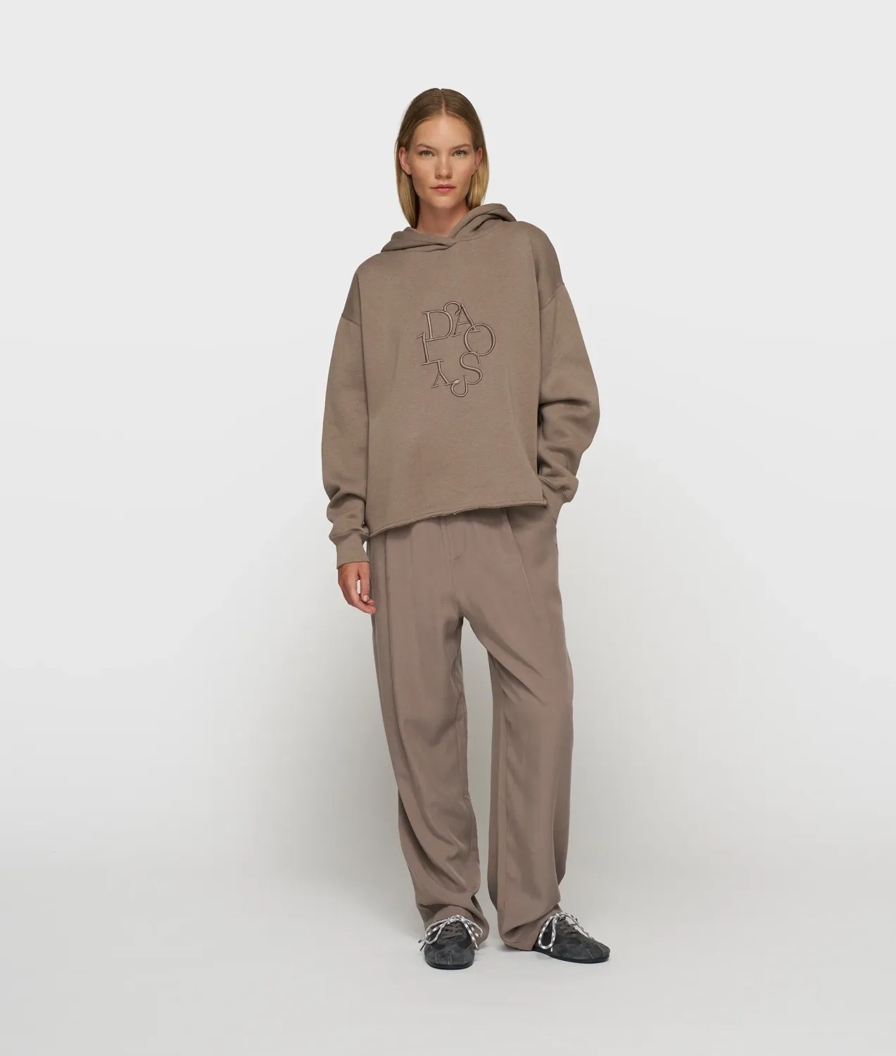 10 Days statement hoodie embro moonrock