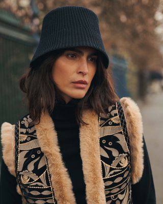 Summum Woman Gilet Embroidered velours Black