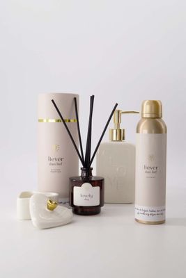 Zusss geurkaars glas in koker liever dan l off white