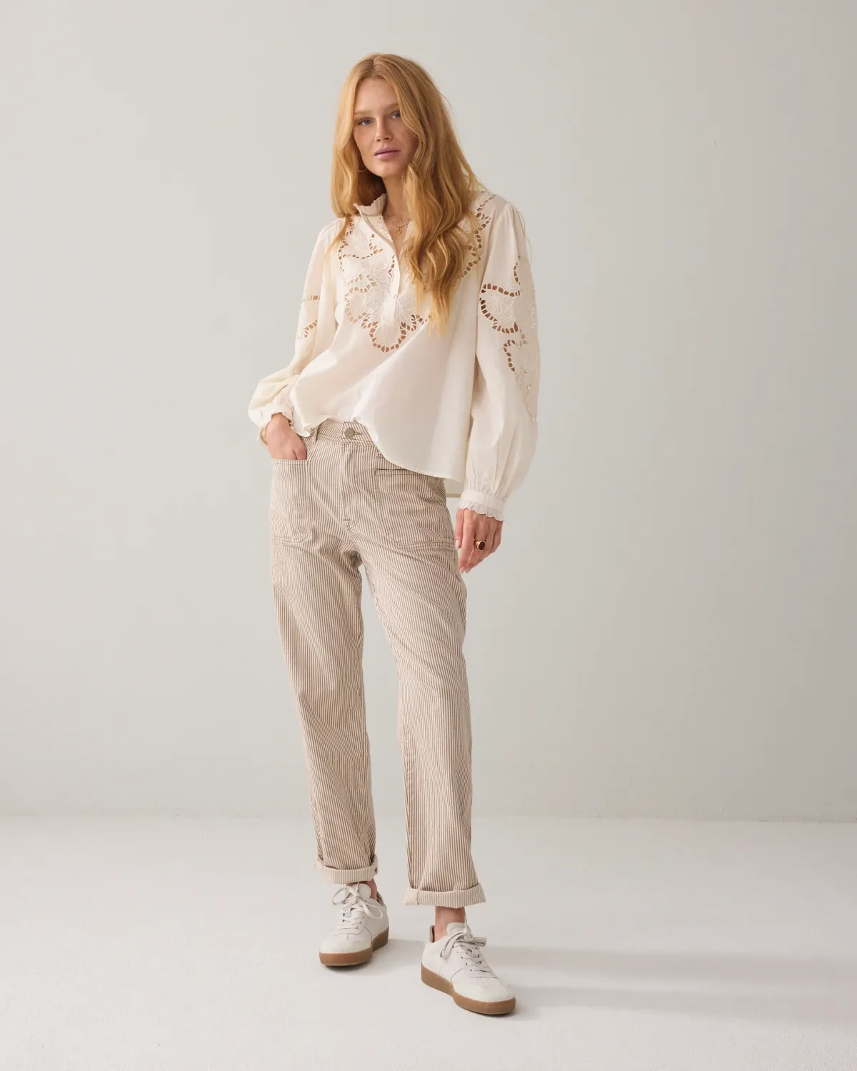 Summum Woman Top Embroidered cambric cotton Ivory