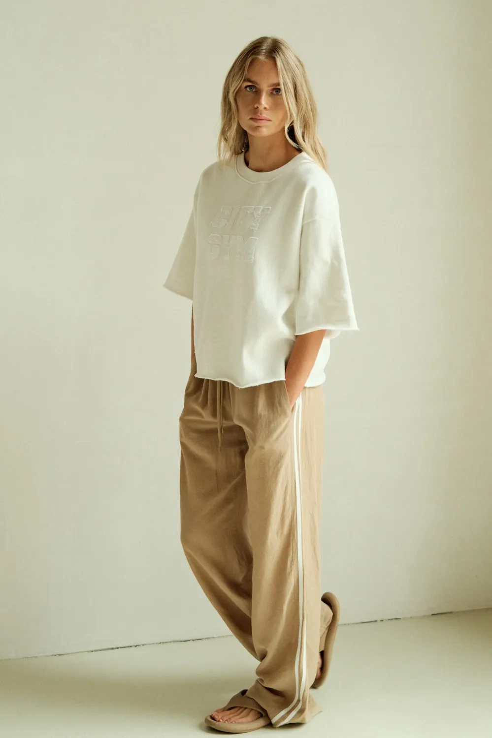 PENN &amp; INK N.Y. Trousers tanine