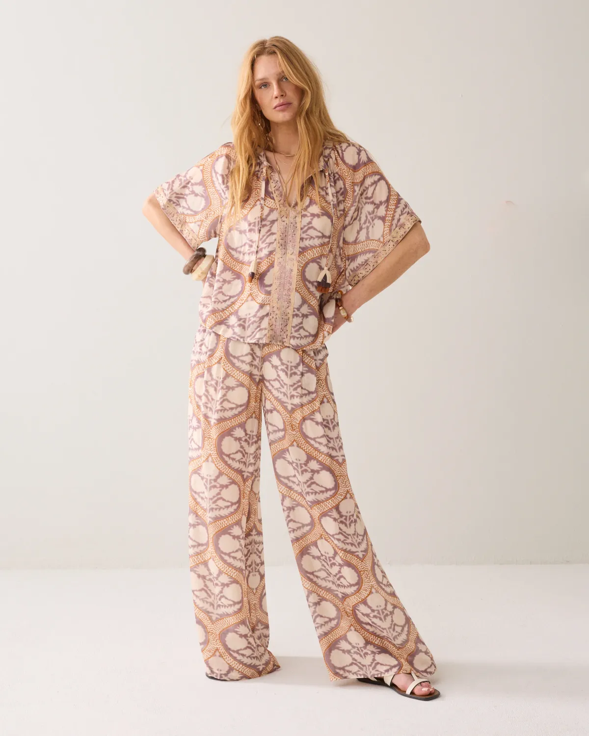 Summum Woman Top Art deco print 120
