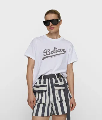10 Days petite tee believe white
