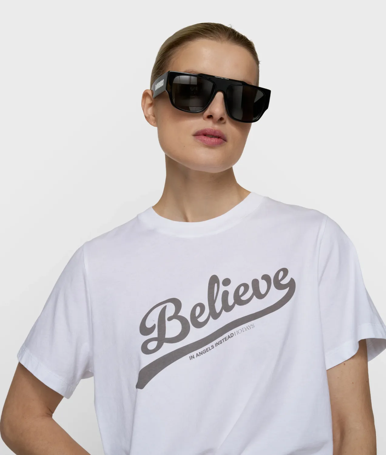 10 Days petite tee believe white