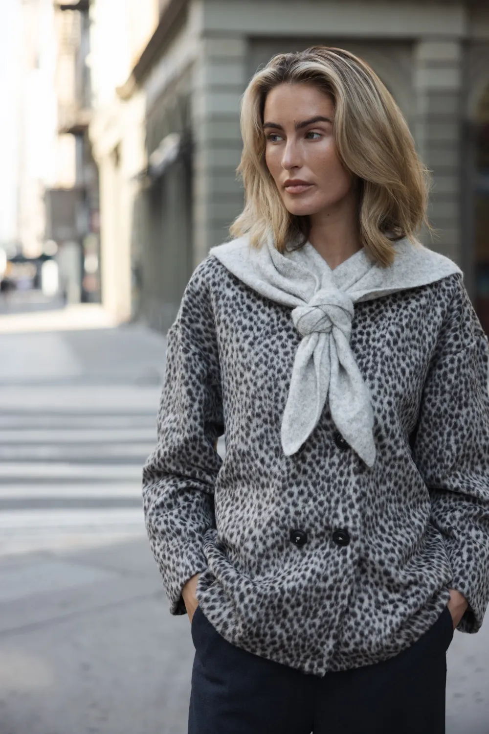 Ruby Tuesday CAULIEZ Jacquard animal blazer