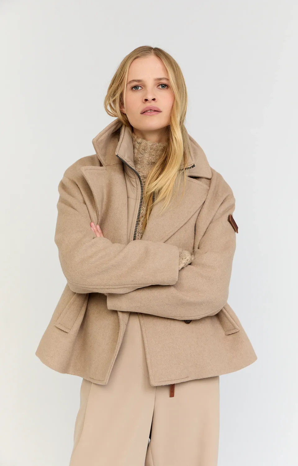 Moscow Jas wol kort Sand Solid