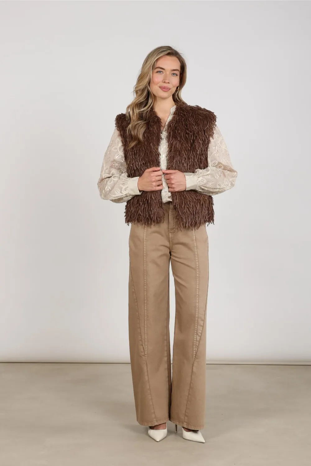 Nukus Mila Gilet Feather Taupe