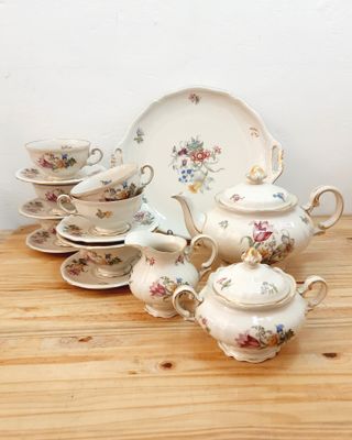 Juegos y tazas de té