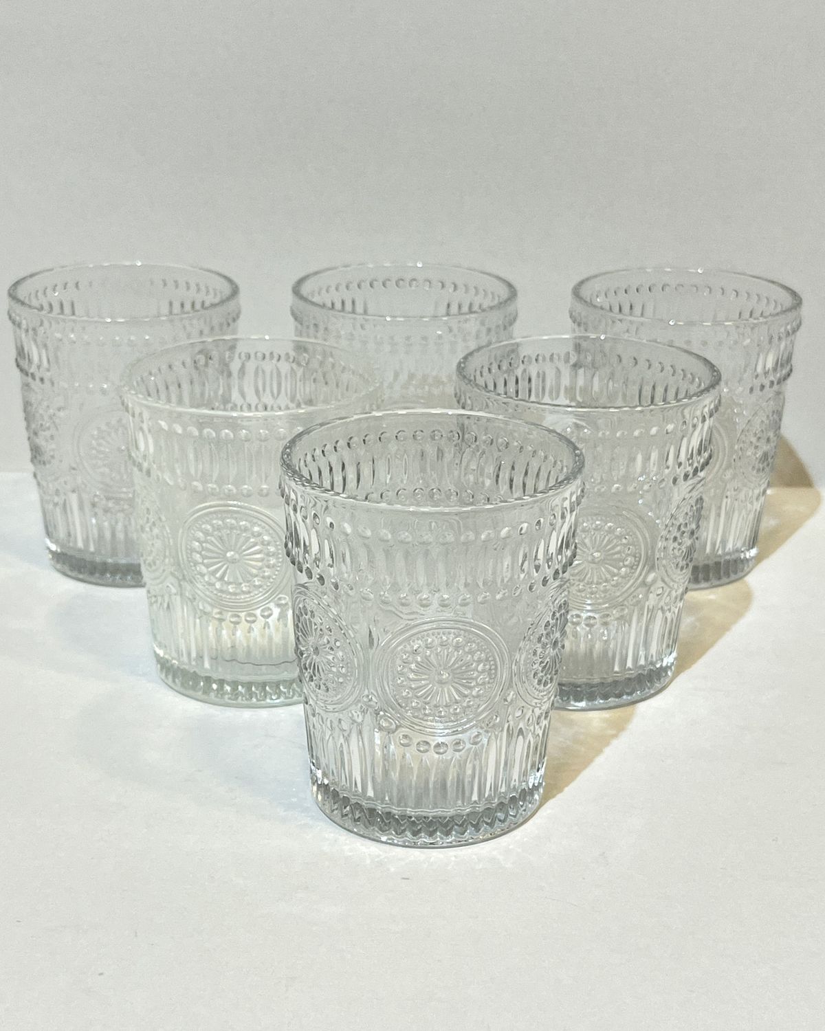 Vasos de vidrio labrados