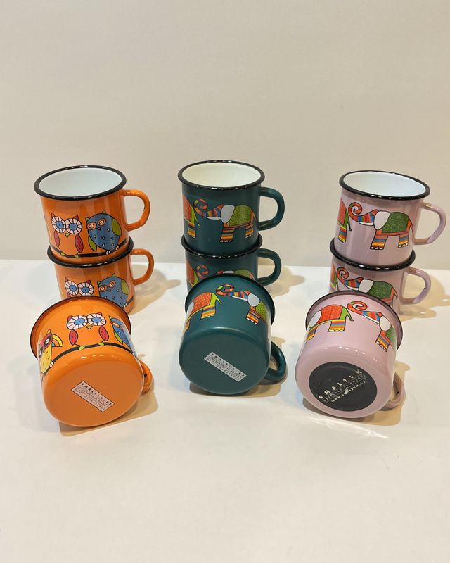 Tazas esmaltadas de diseño naranjas