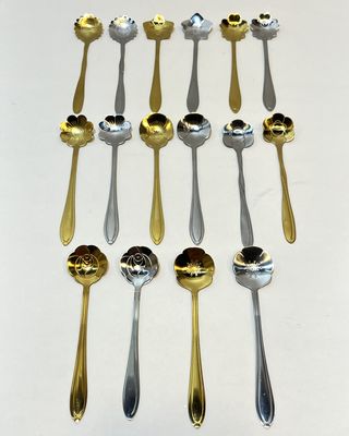 Cucharas flores