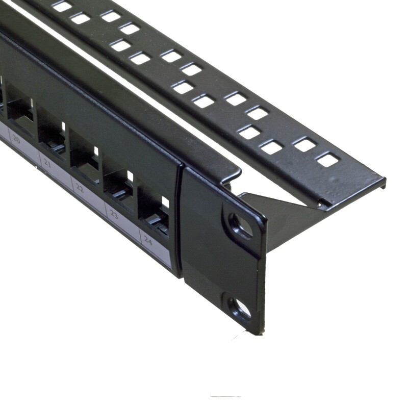 24 Port Blank Panel 1RU x 19&quot; with wire manager