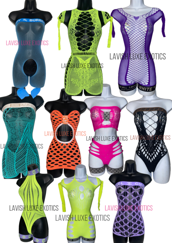10 Random Fishnet Outfits