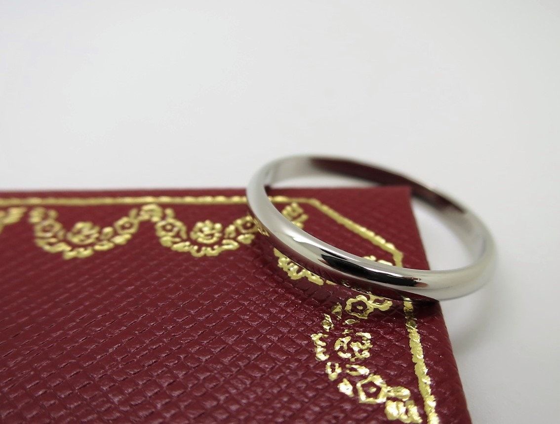 Cartier 1895 Wedding Band with Certificate of Authenticity 2.5mm Wide in Ring Size 6