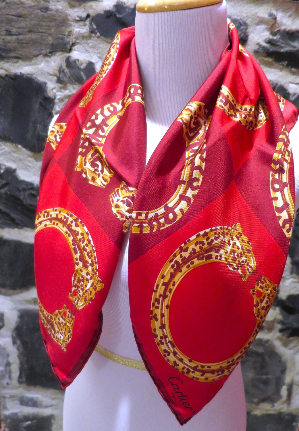 Vintage Cartier Scarf Mid-Size Italian Silk Twill red Panther Bracelet motif comes with Original Box + Certificate