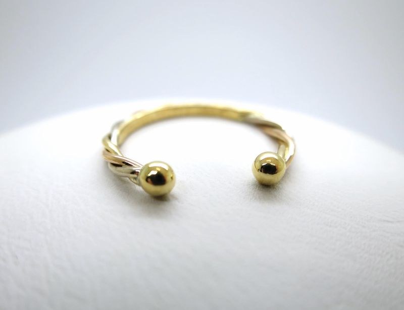 Cartier Trinity Twist Ring Size 6.5 Slender Band